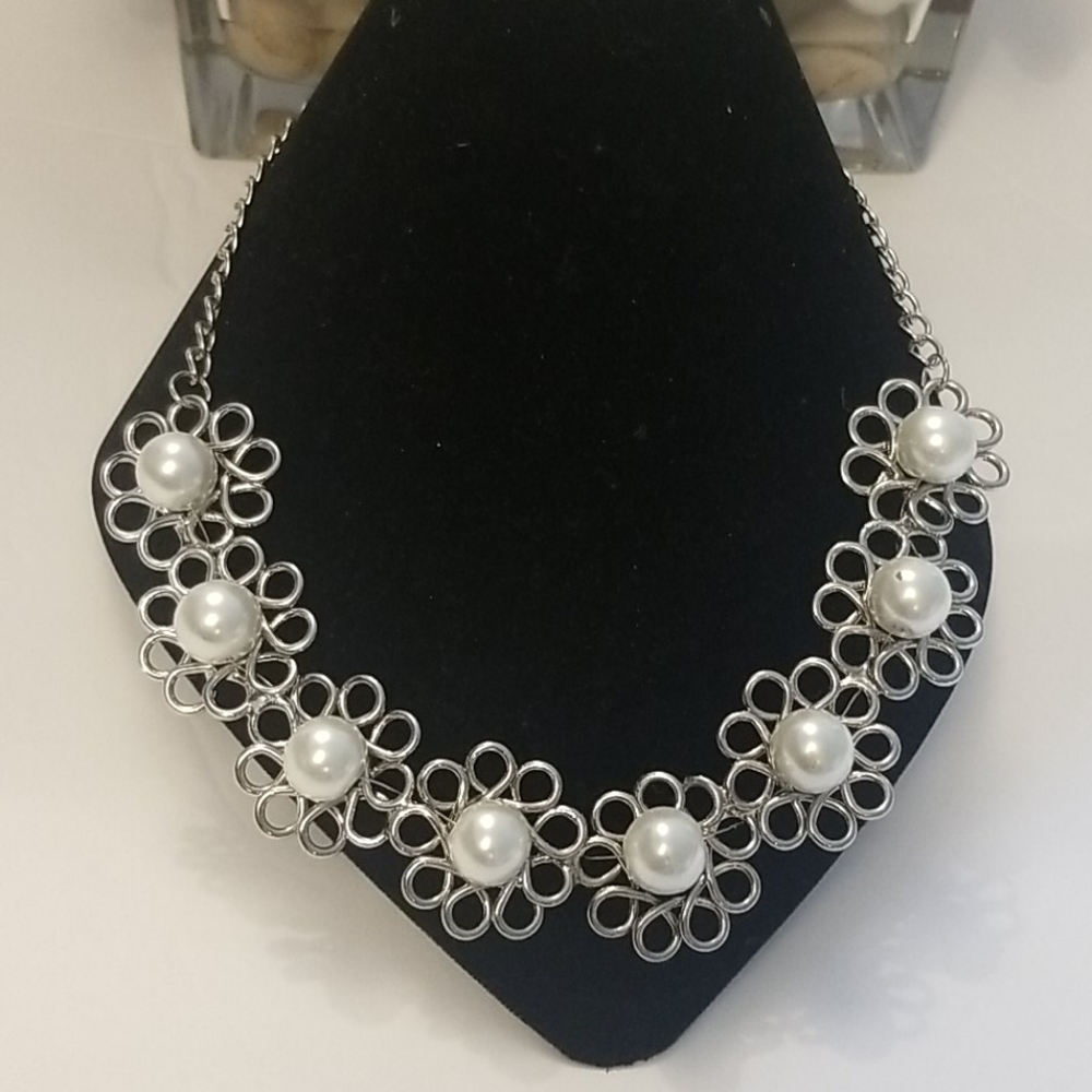 💥Necklace - Picture 1 of 3